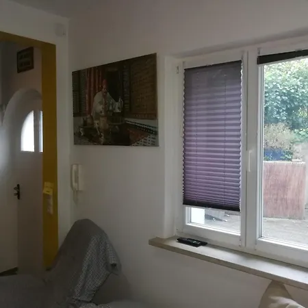 Wohlfuehloase - Zimmer, Appartment - Im Herzen Starnbergs Værelse billede