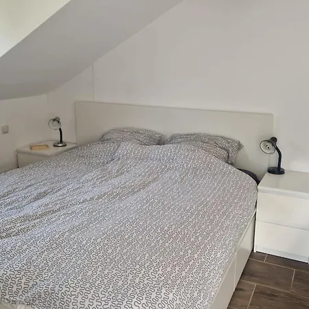 Wohlfuehloase - Zimmer, Appartment - Im Herzen Starnbergs Room photo