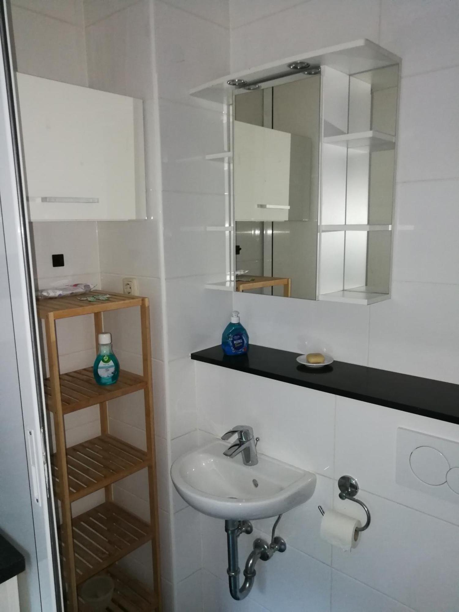 Wohlfuehloase - Zimmer, - Im Herzen Starnbergs Privat bolig